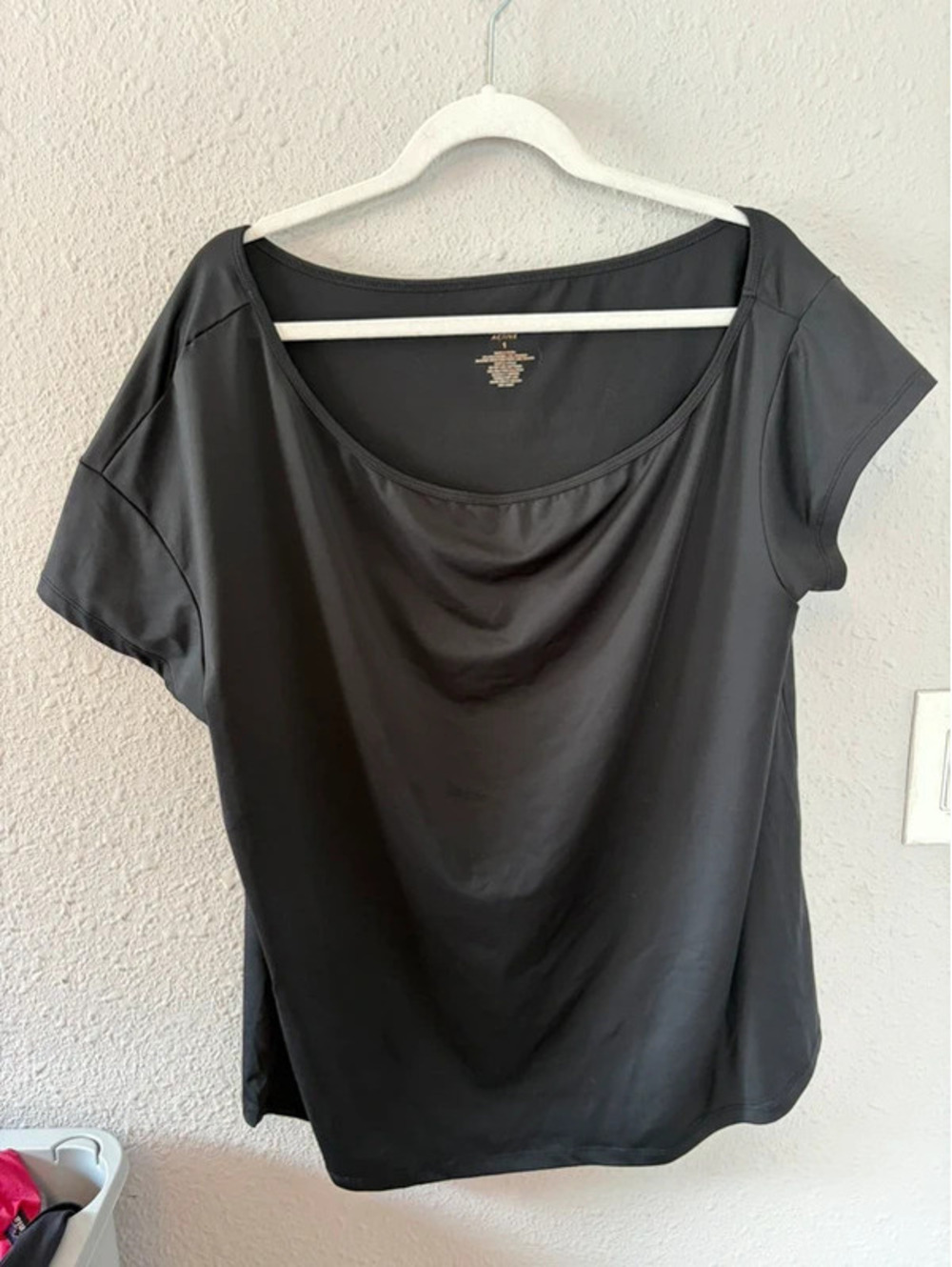 Torrid Active black asymmetrical sleeve tee size 1